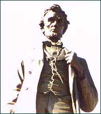 Lincoln Statue in Lincoln Park, Chicago, Illinois
