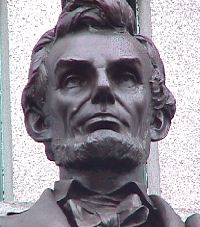 Schweizer Statue of Lincoln at Gettysburg